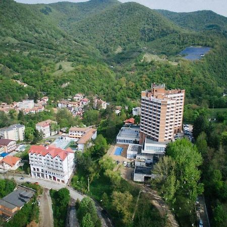 Apartament Kiseleff Дробета-Турну Северин Екстериор снимка